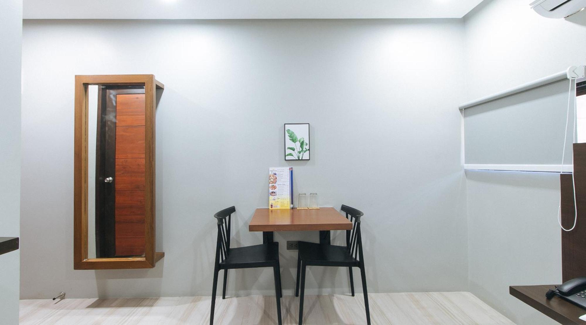 Sunny Day Residences Antipolo Esterno foto